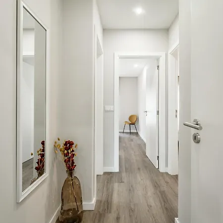 Nomad'S Family - 2Bed Casa Da Musica Apartment Porto Exterior photo